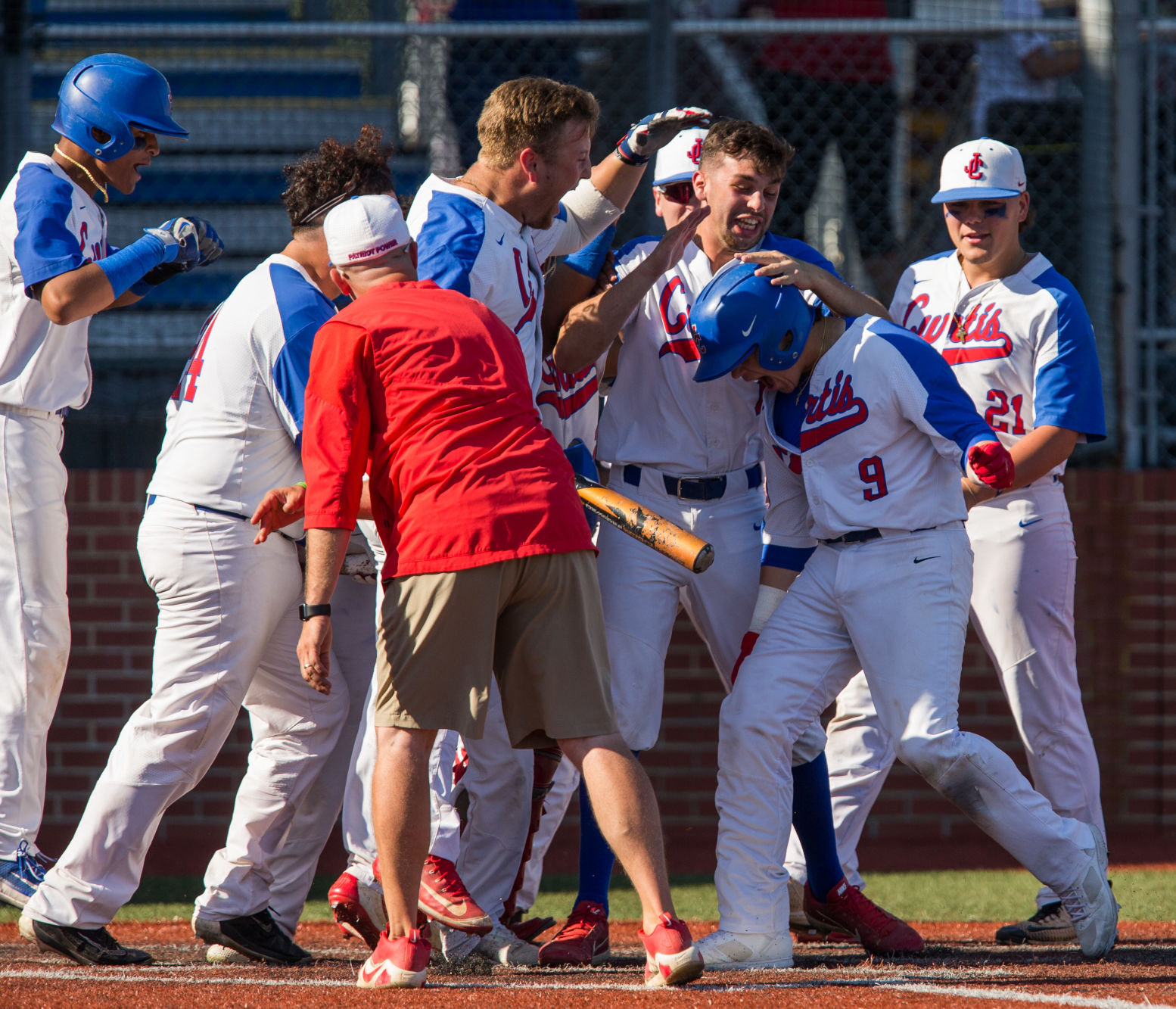 spkm.51018.JohnCurtis.v.HolyCross-14